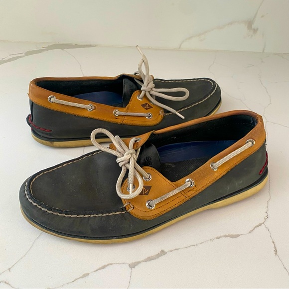 Sperry Other - SPERRY TOP SIDERS TEO TONE BLUE TAN LEATHER BOAT SHOES SIZE 10
